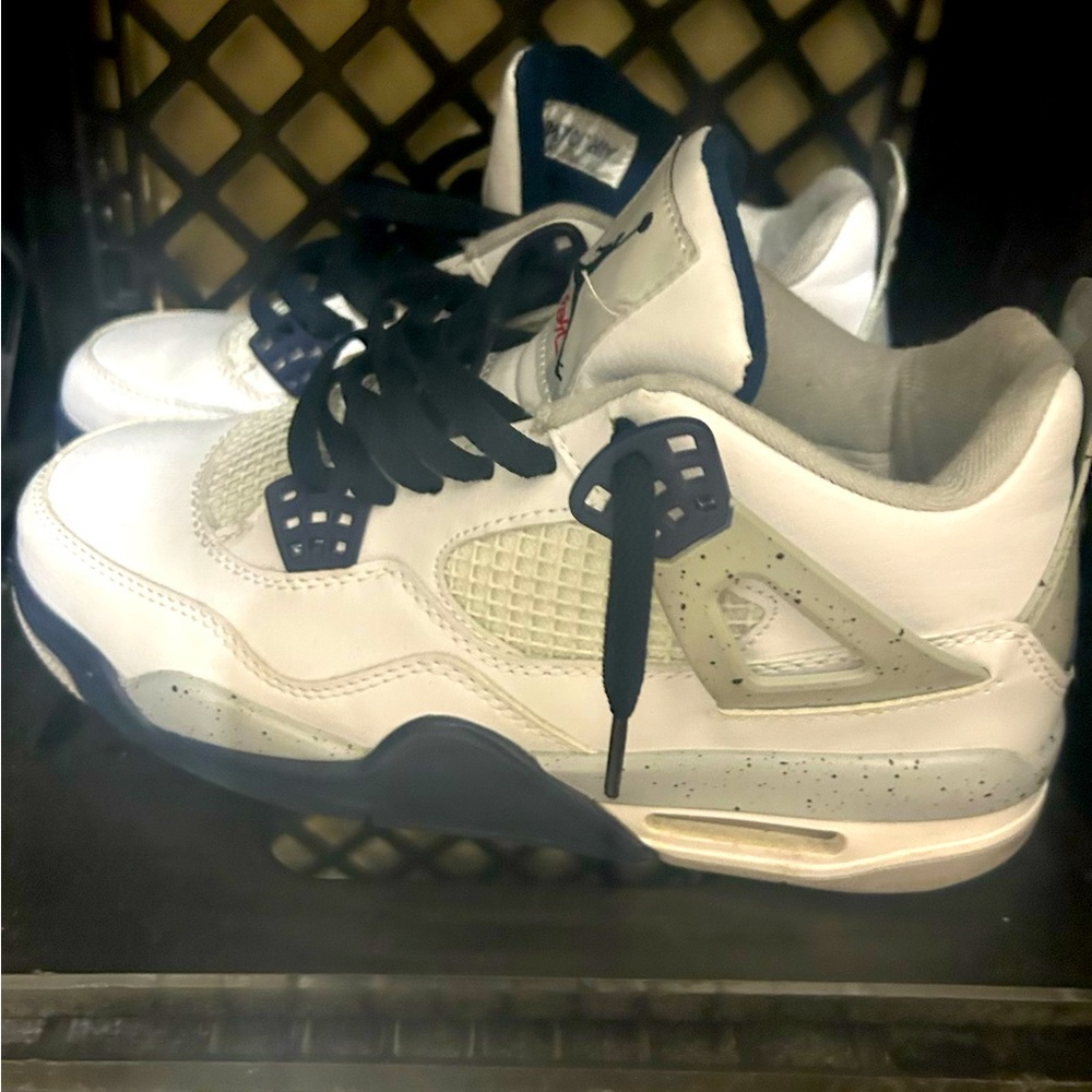 Jordan 4 Midnight Navy